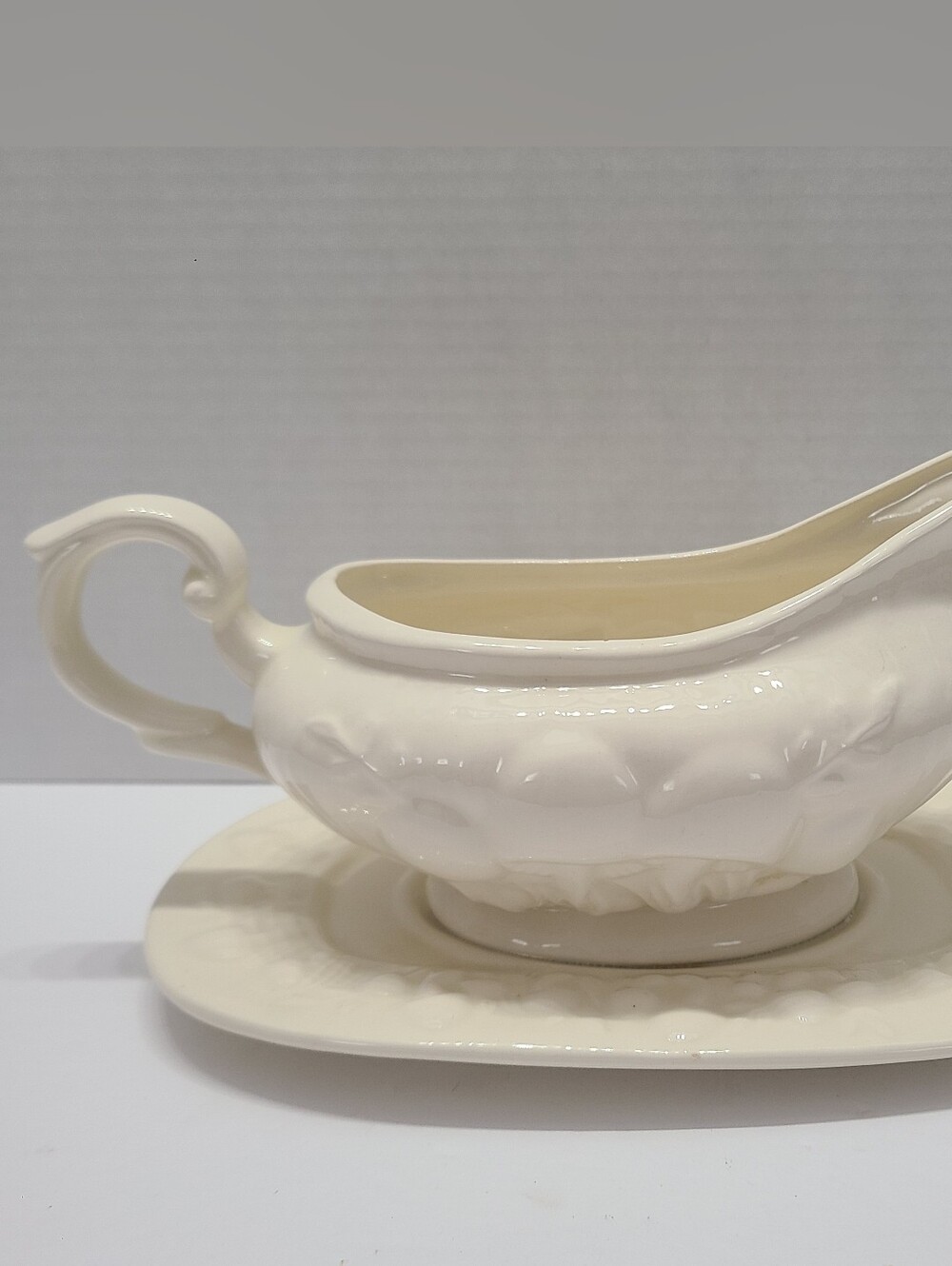 Vintage Mushroom Gravy Boat w/Underplate Attached